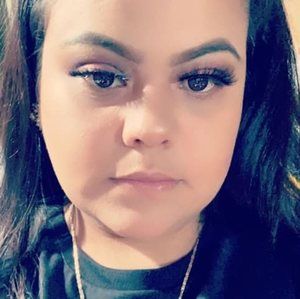 Meet your Posher, Lupita